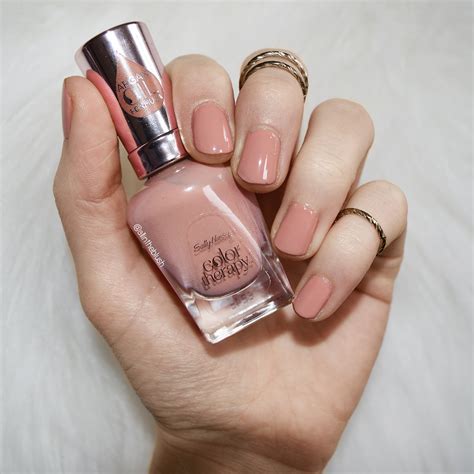 9 out of 10 women experienced a noticeable improvement in their natural nails after wearing the <strong>Color Therapy</strong>™ nail polish. . Sally hansen color therapy